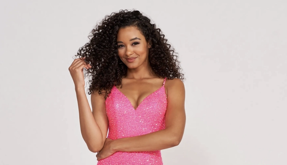 Style Obsessions: Pink Prom Dresses Desktop Image
